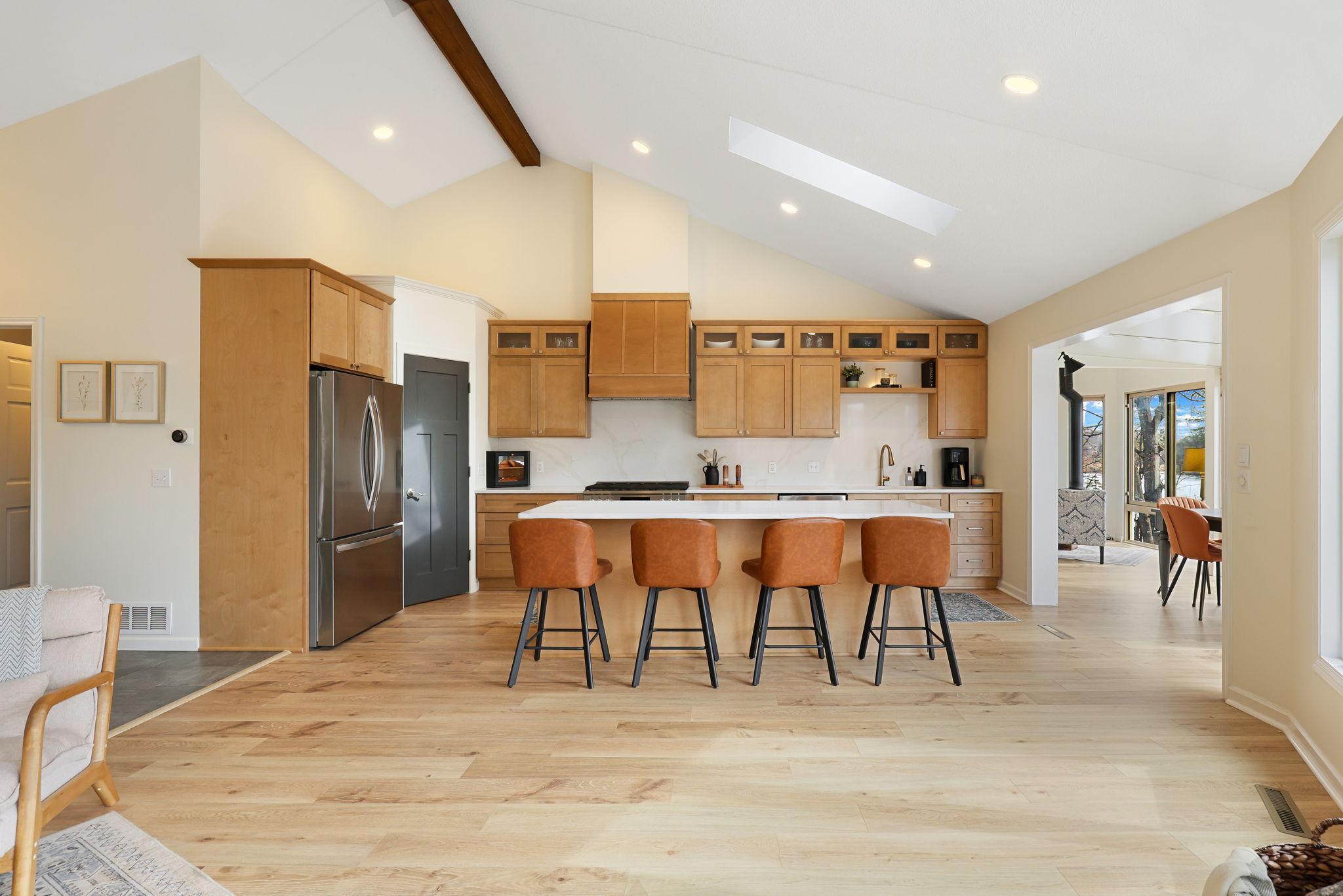 30-web-or-mls-15255 Flag Ave S, Prior Lake-50.jpg