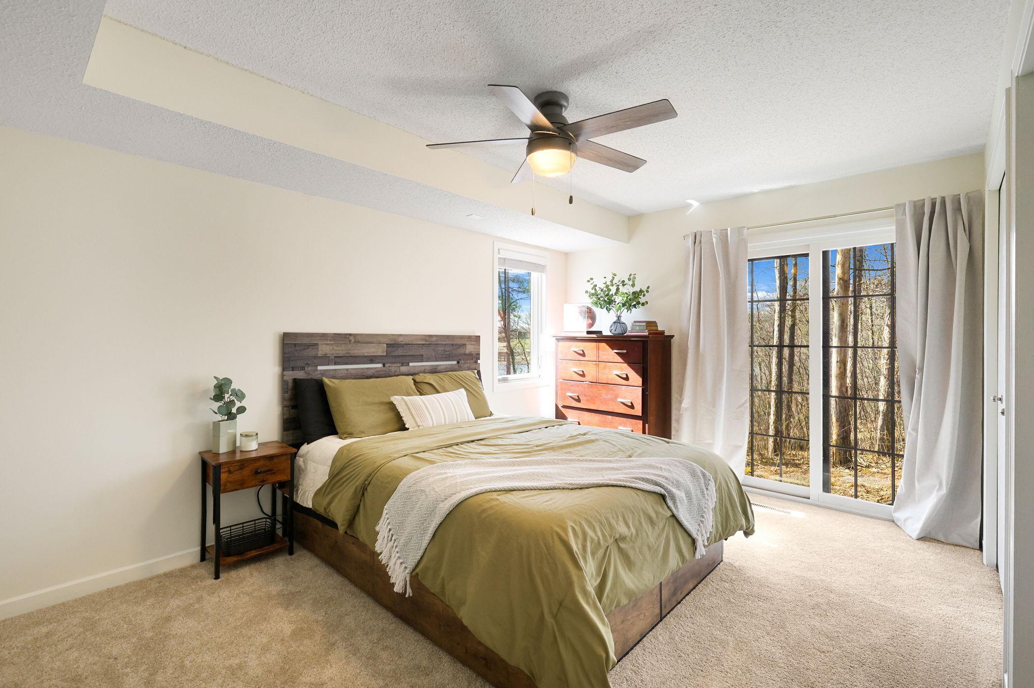 52-web-or-mls-15255 Flag Ave S, Prior Lake-78.jpg