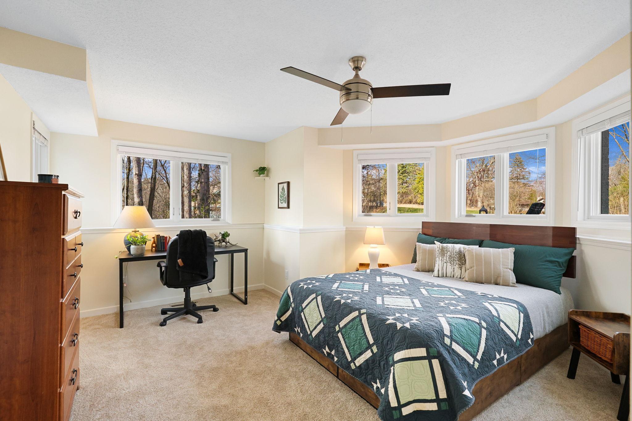 54-web-or-mls-15255 Flag Ave S, Prior Lake-80.jpg