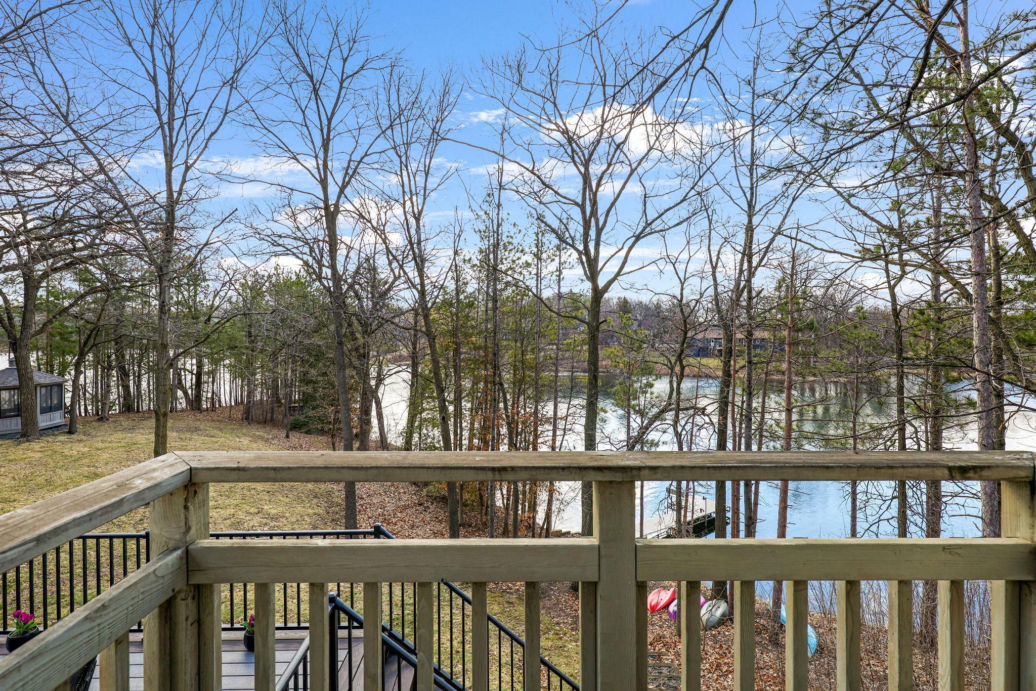 47-web-or-mls-15255 Flag Ave S, Prior Lake-73.jpg