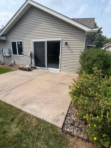 572 Williamsburg Place, New Richmond, WI 54017