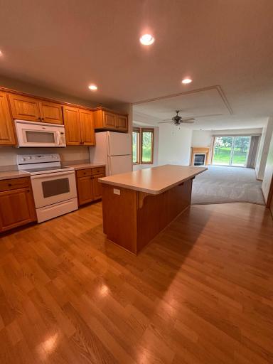 572 Williamsburg Place, New Richmond, WI 54017