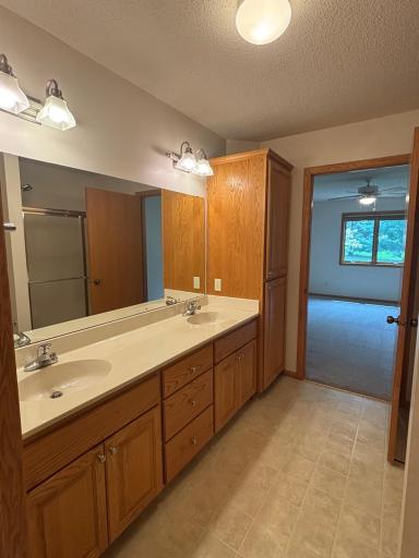 572 Williamsburg Place, New Richmond, WI 54017