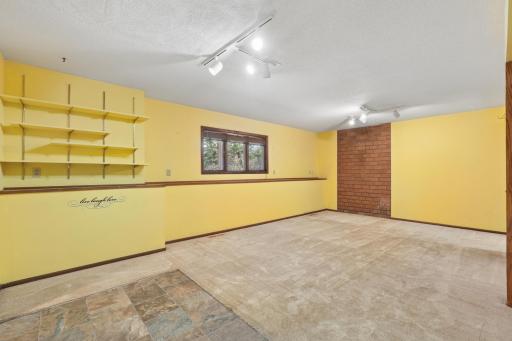 5088 Wild Canyon Drive, Saint Paul, MN 55129