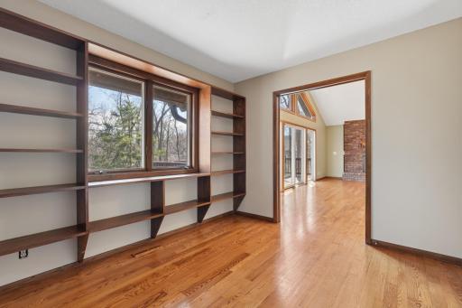 5088 Wild Canyon Drive, Saint Paul, MN 55129