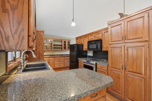 5088 Wild Canyon Drive, Saint Paul, MN 55129