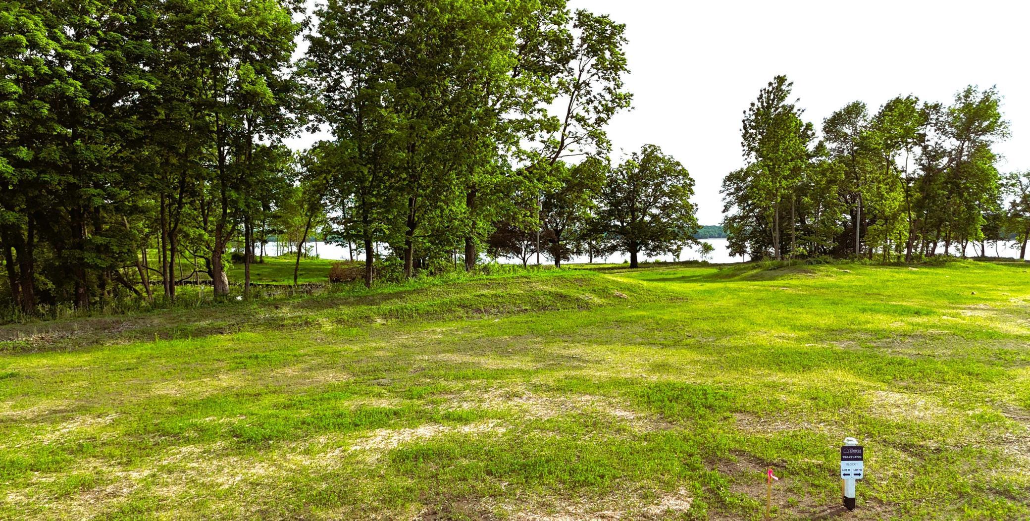 Enjoy year-round recreational fun in this upscale community!