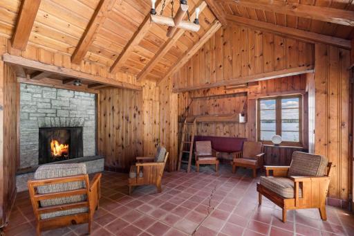 Log Cabin