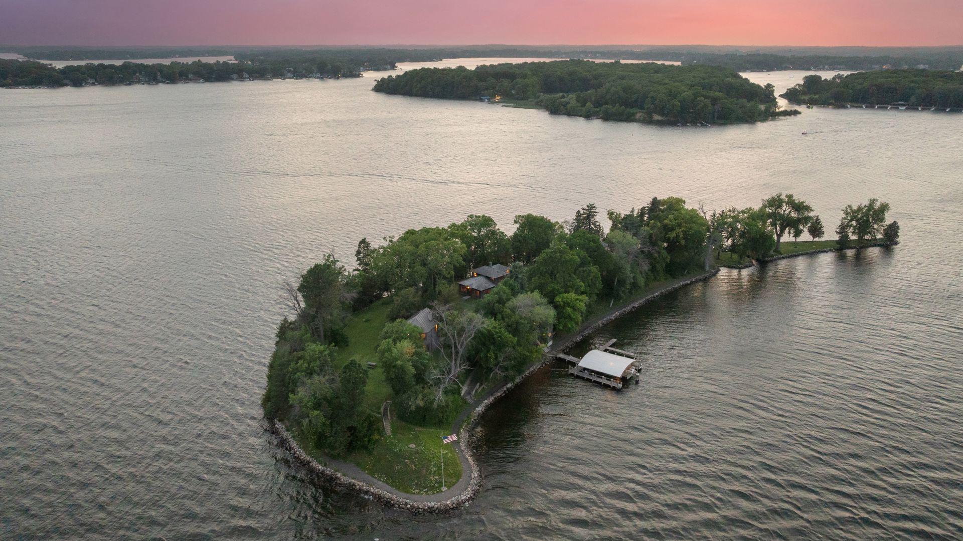 Property photo for 1000 Gale Island, Excelsior, MN 55331
