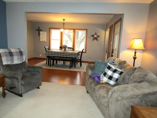 215 7th Street, Dawson, MN 56232