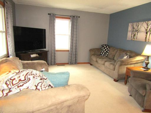 215 7th Street, Dawson, MN 56232