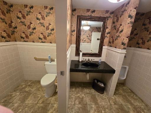 710 4th Street SE, Pipestone, MN 56164