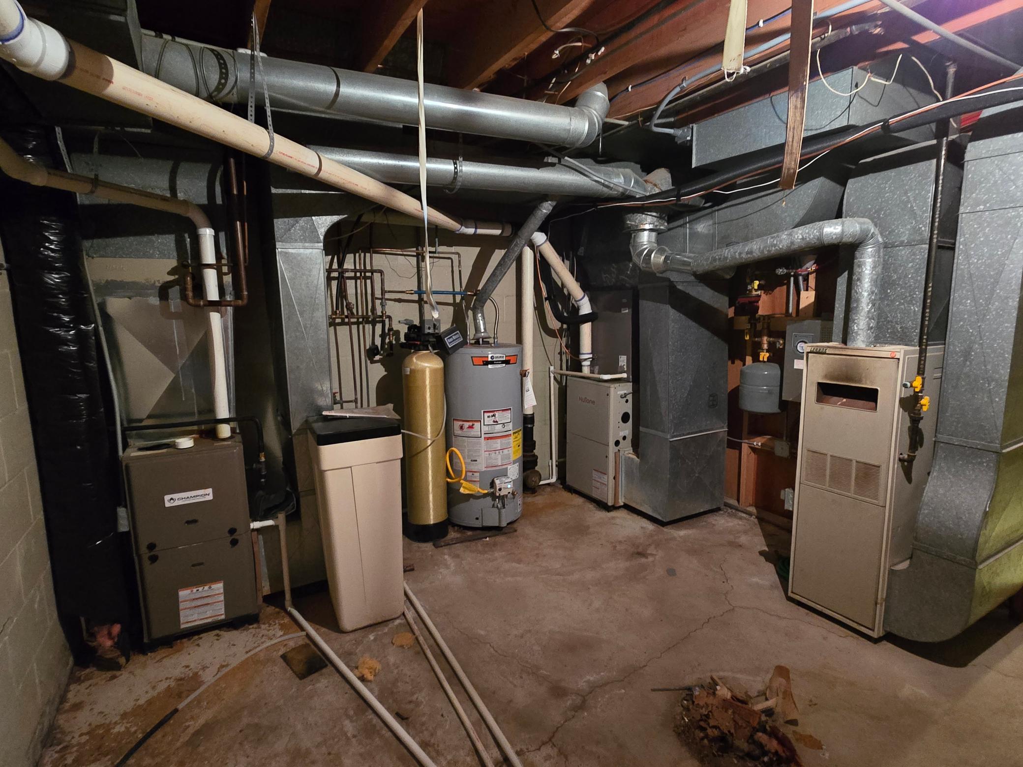 Utility room (3 FA furnace & 2 AC)