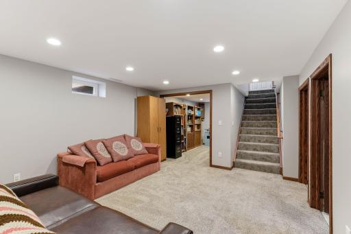 7216 Cartisian Avenue, Minneapolis, MN 55428