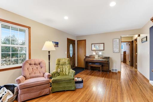 7216 Cartisian Avenue, Minneapolis, MN 55428