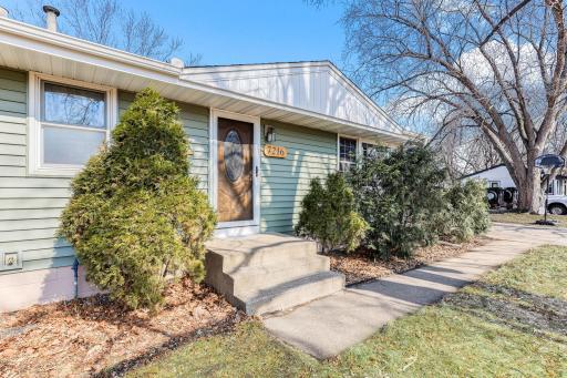 7216 Cartisian Avenue, Minneapolis, MN 55428