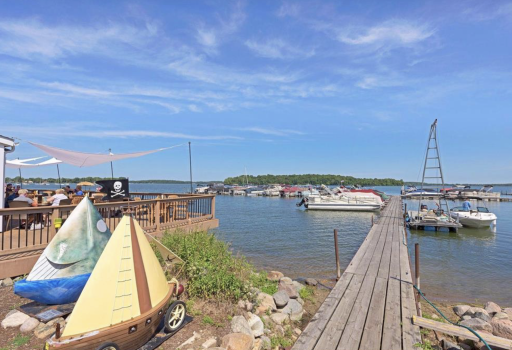 Hot spot; Lake Waconia