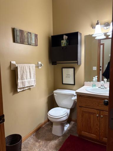 Main floor powder room!