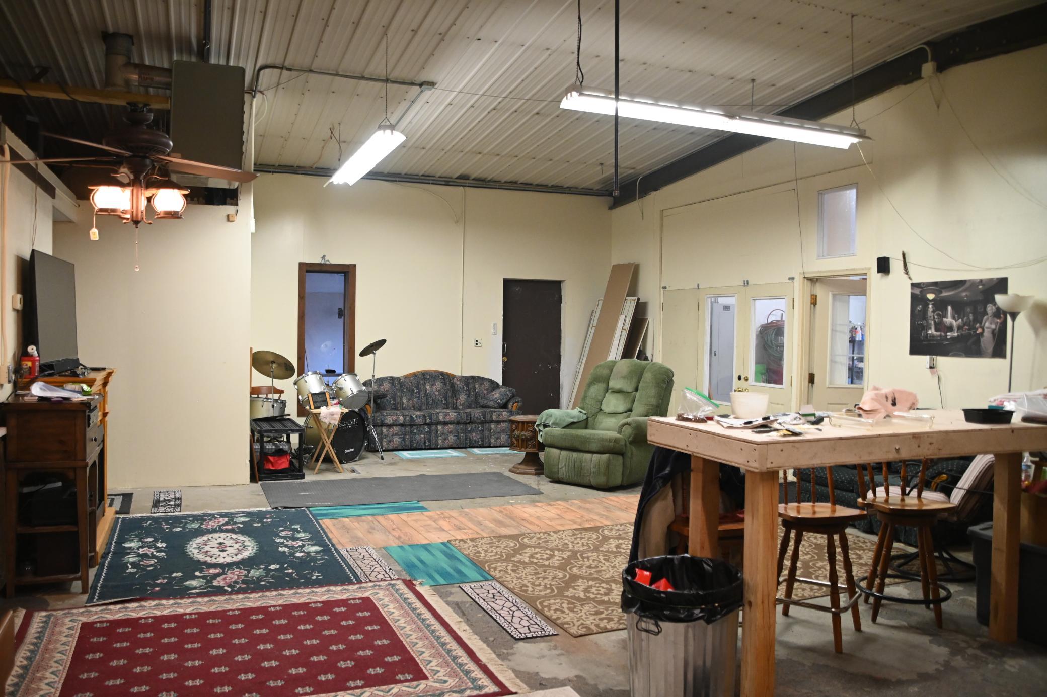 Photo 43