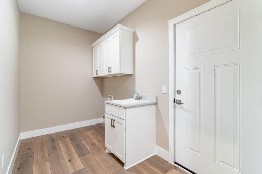 7628 Ocean Avenue, Elk River, MN 55330