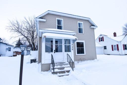 720 Arnold Avenue N, Thief River Falls, MN 56701