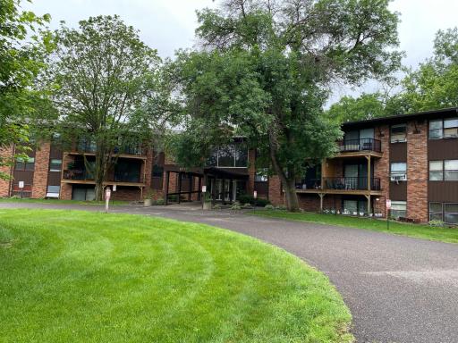 10113 W 34th Avenue, 335, Hopkins, MN 55305