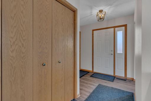 2608 10th Street SW, Willmar, MN 56201