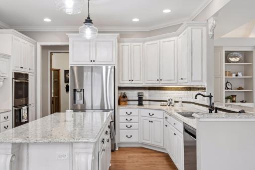 Cambria countertops and high-end stainless steel applainces