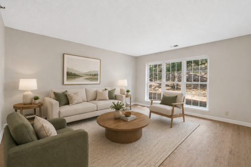 5980 Chasewood Parkway, 102, Minnetonka, MN 55343