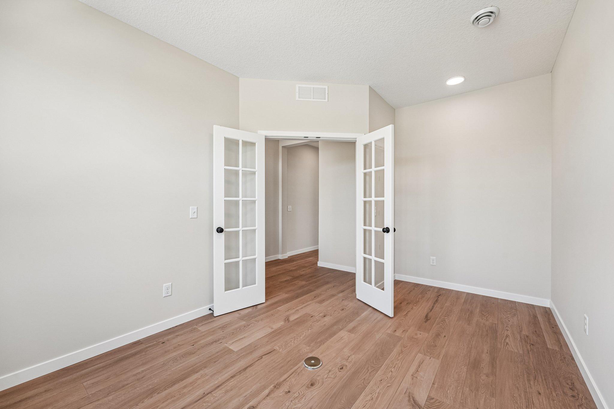 Flex Room
