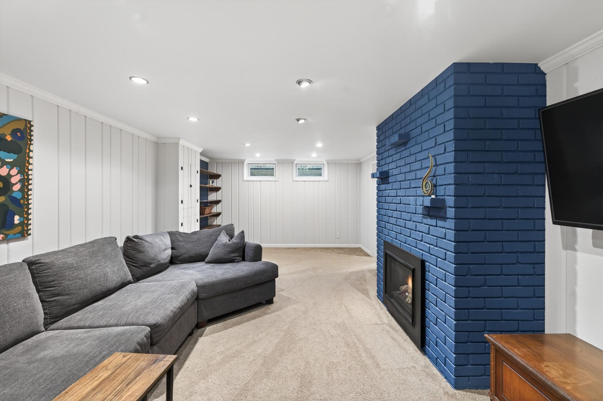 Newer lights and electrical updates! Other updates: new mainline sewer liner (2020), new furnace (2022), new water heater (2026) (