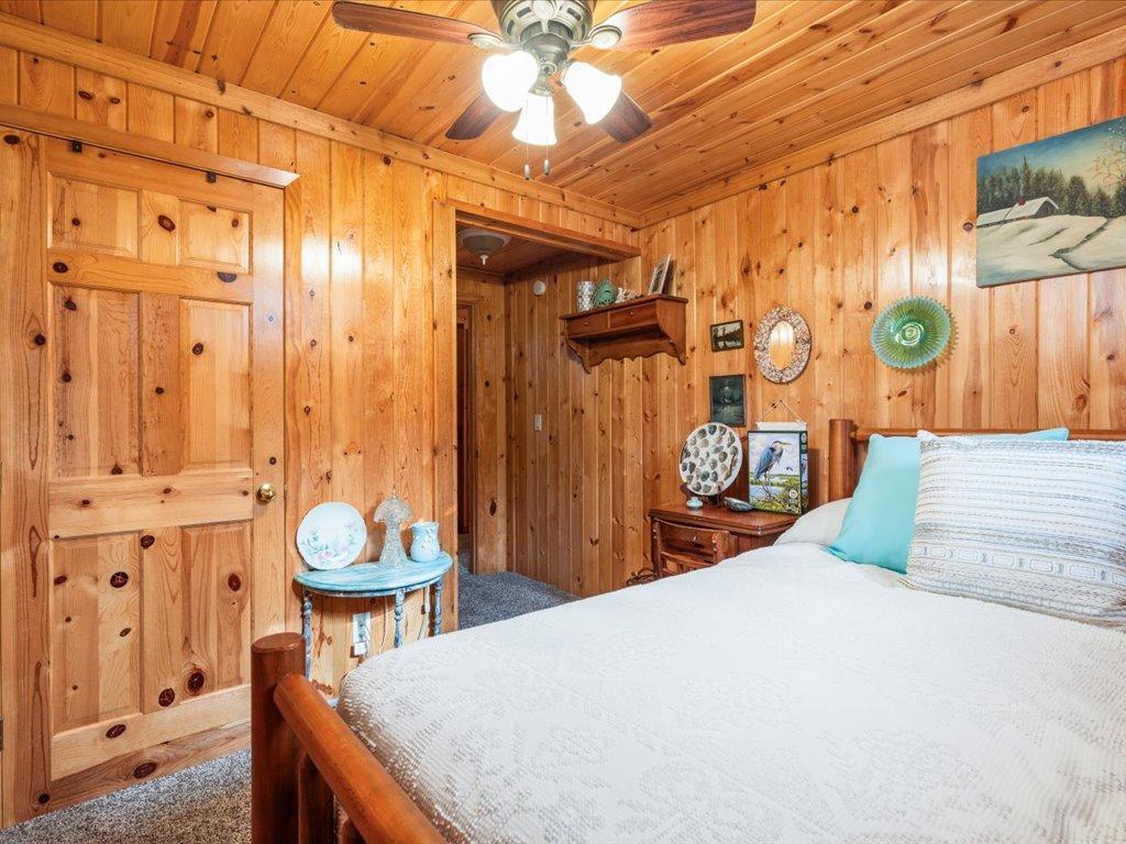 Lower level bedroom 1