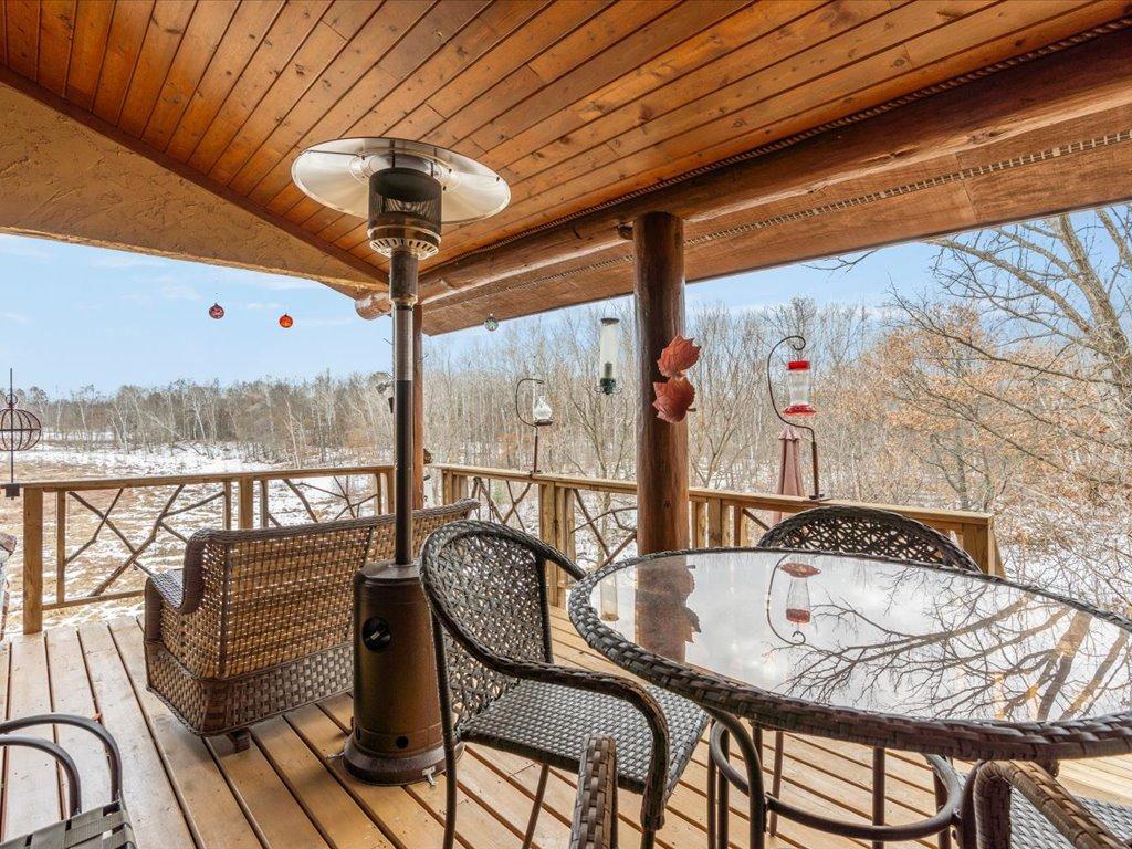 Covered upper tier deck.