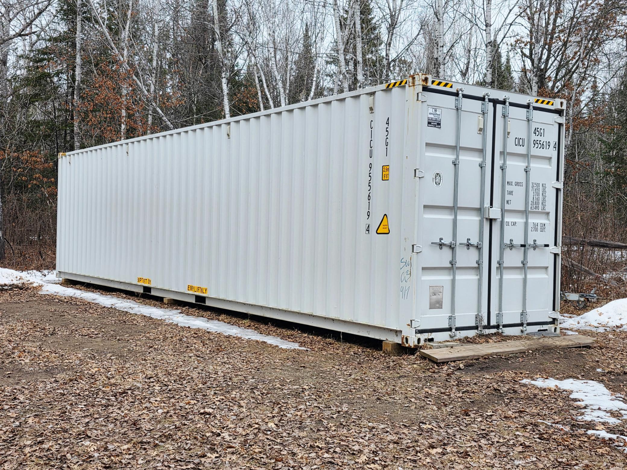 New storage container