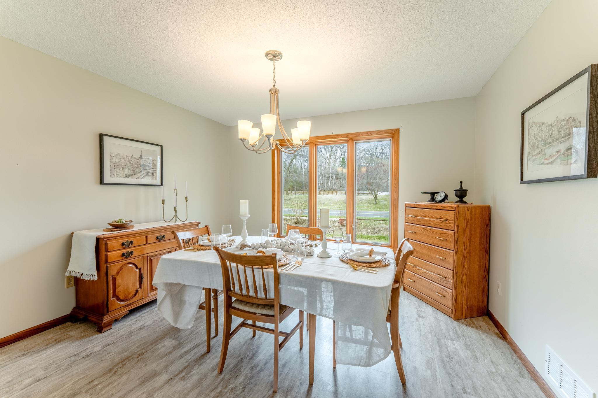 A layout that makes weeknight dinners and hosting feel effortless.