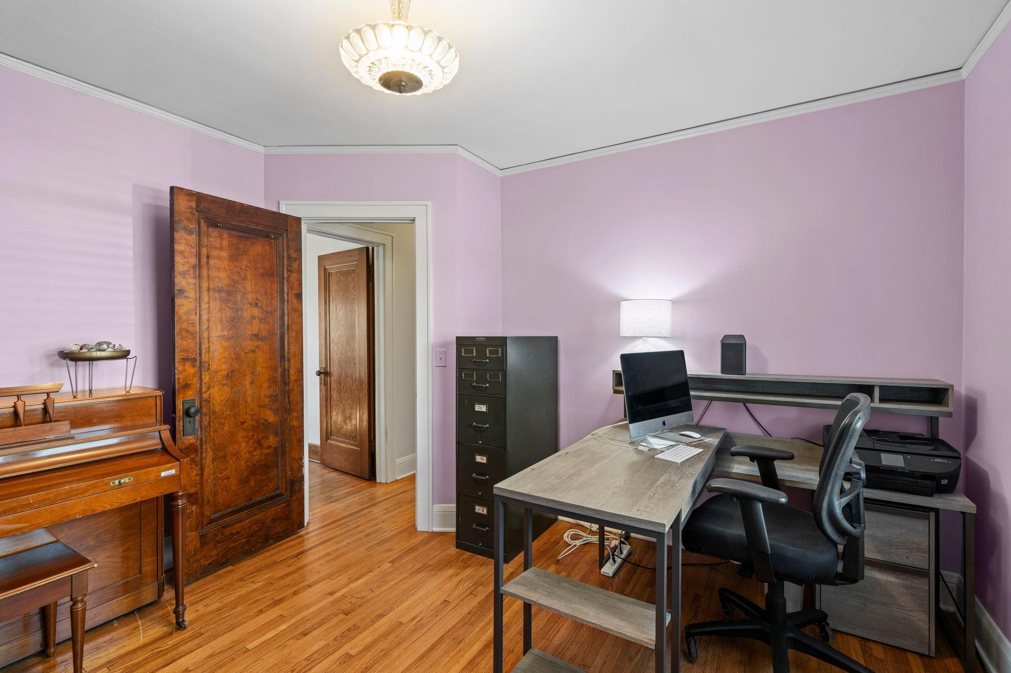 63-web-or-mls-5150 39th Ave S-261.jpg