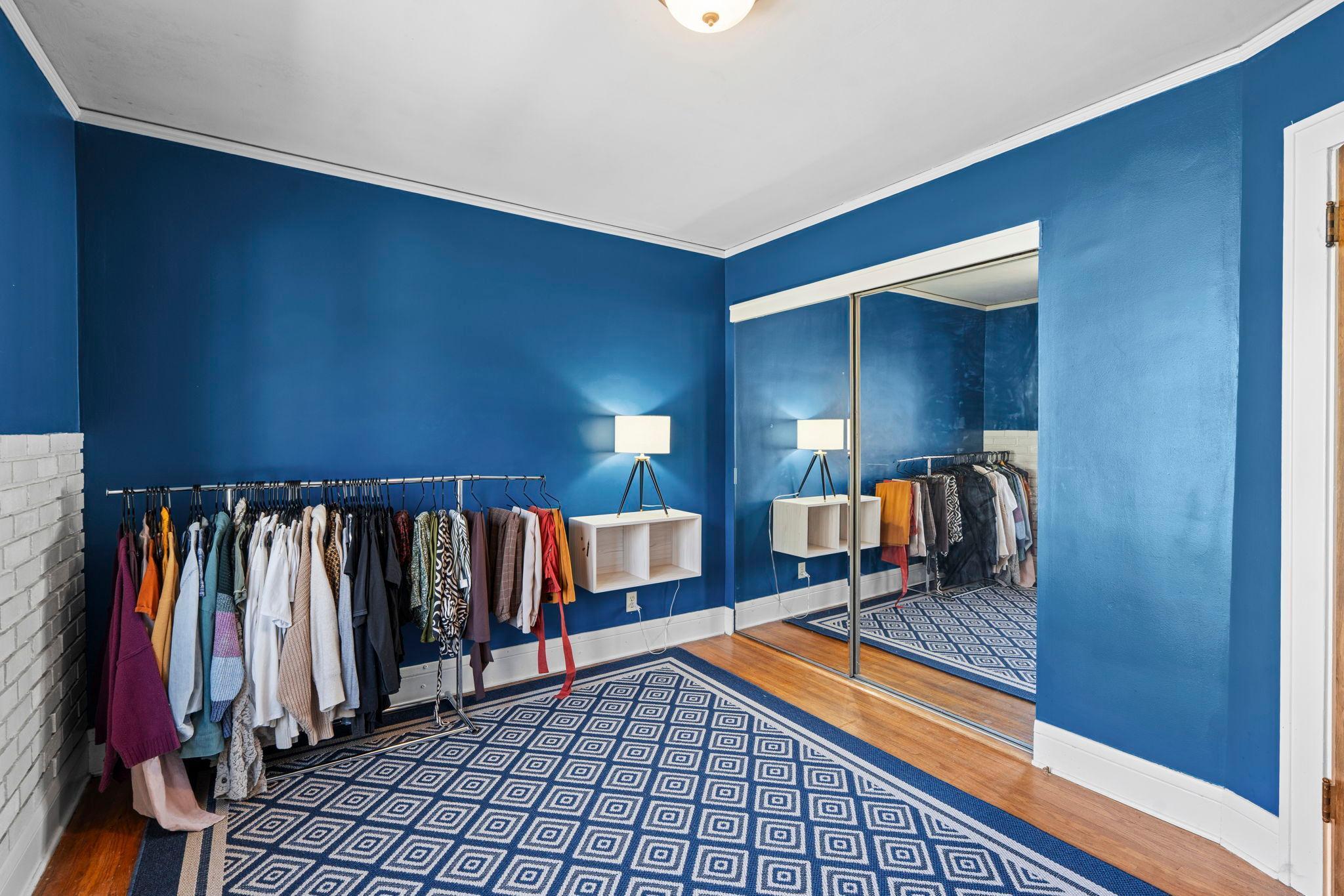 53-web-or-mls-5150 39th Ave S-311.jpg