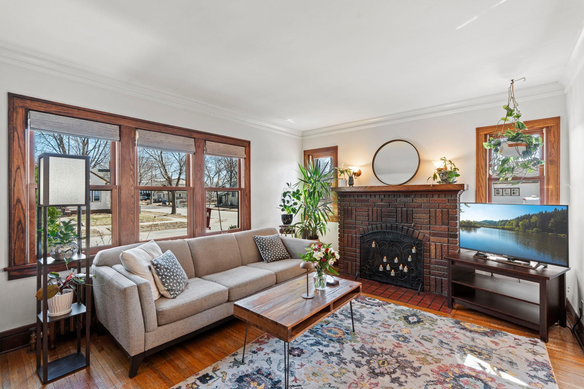 24-web-or-mls-5150 39th Ave S-161.jpg