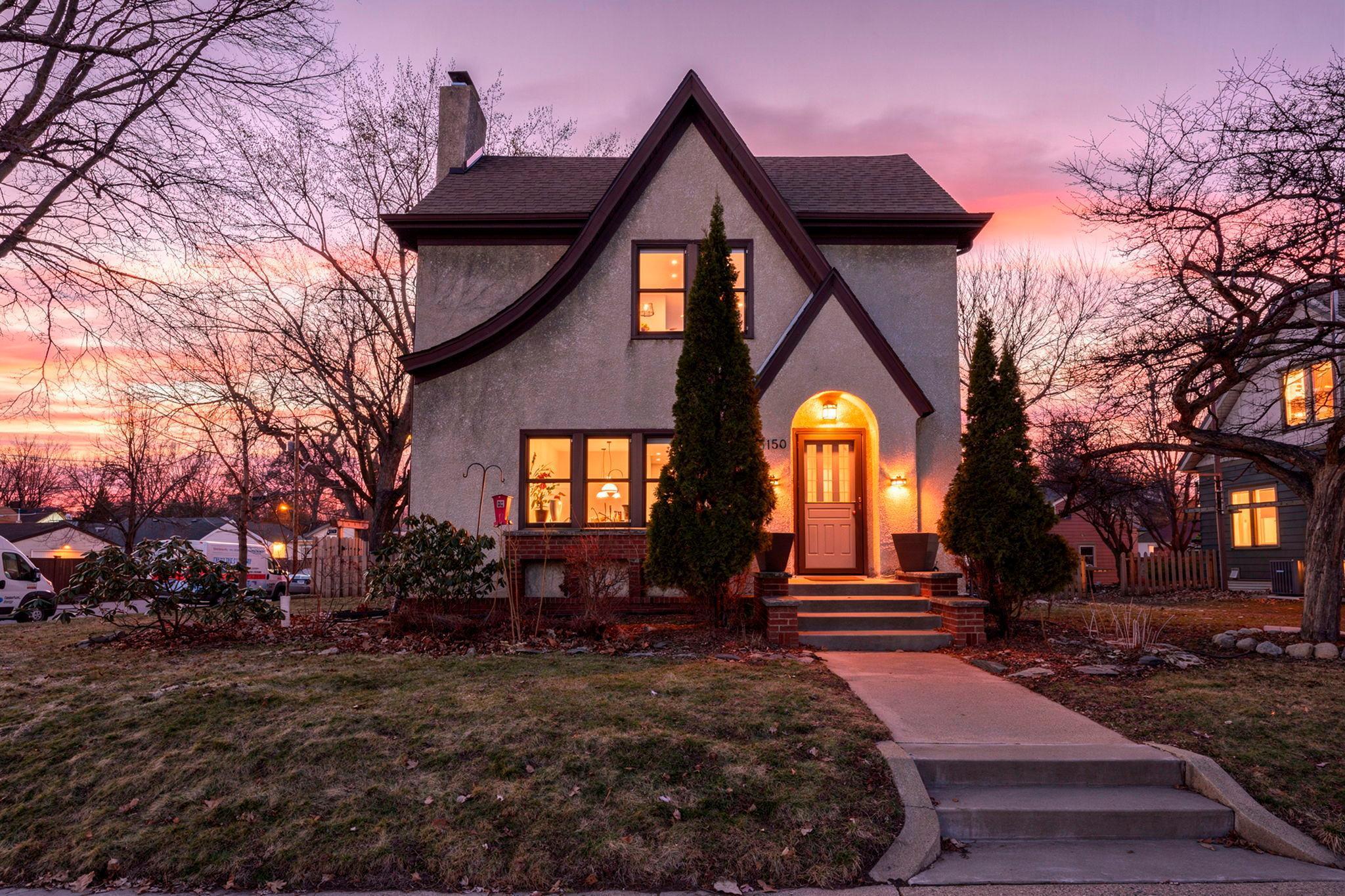 1-web-or-mls-5150 39th Ave S-69 copy.jpg