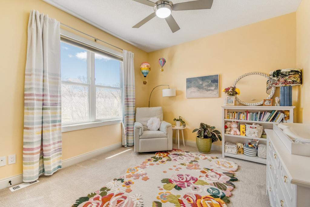 5676 Garden Drive - MLS Sized - 012 - 12 Family Room.jpg