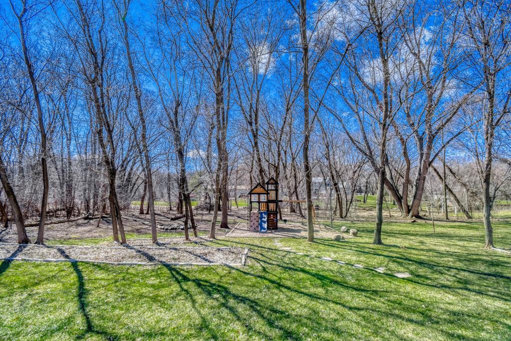 5676 Garden Drive - MLS Sized - 028 - 28 Exterior Rear.jpg