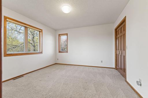8917 Cambridge Avenue, Brooklyn Park, MN 55443