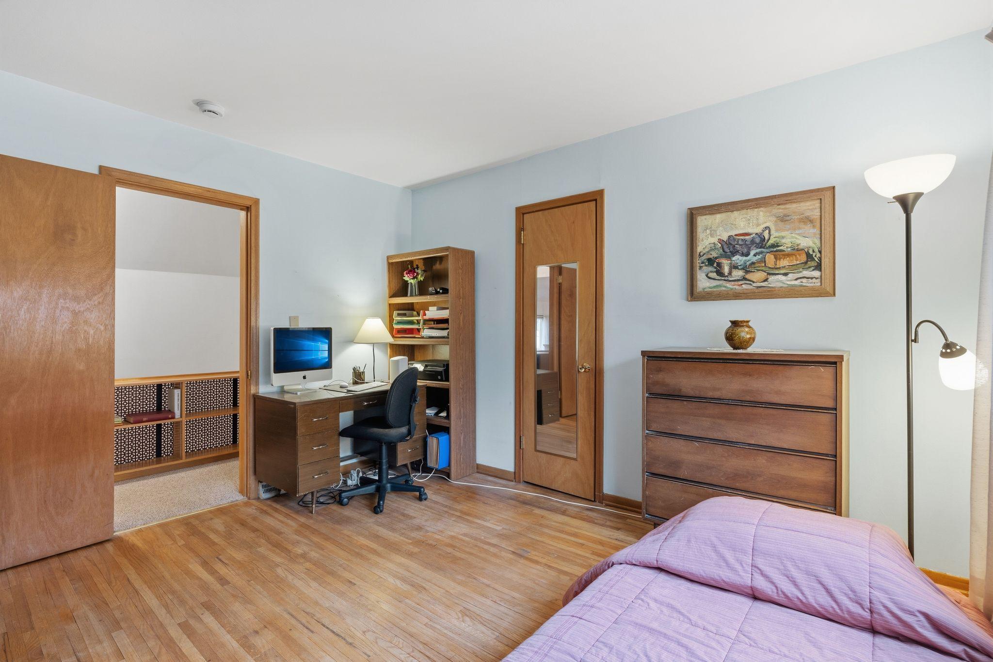2nd floor - 2 of 3 bedrooms on this floor
