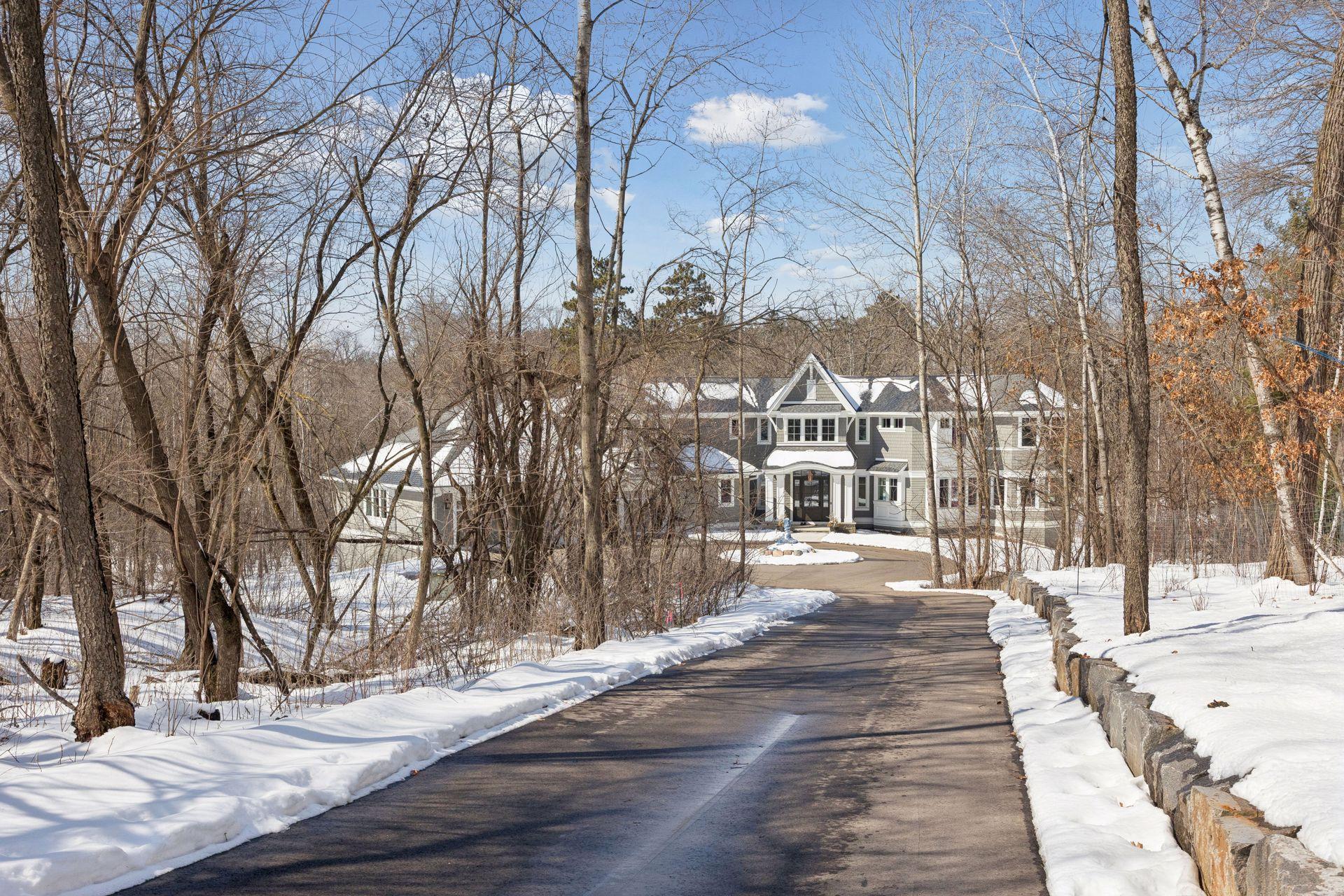 2810 Nybeck Avenue South - Spacecrafting - 0001.jpg