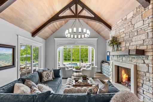 240 Salem Church Road, Saint Paul, MN 55118