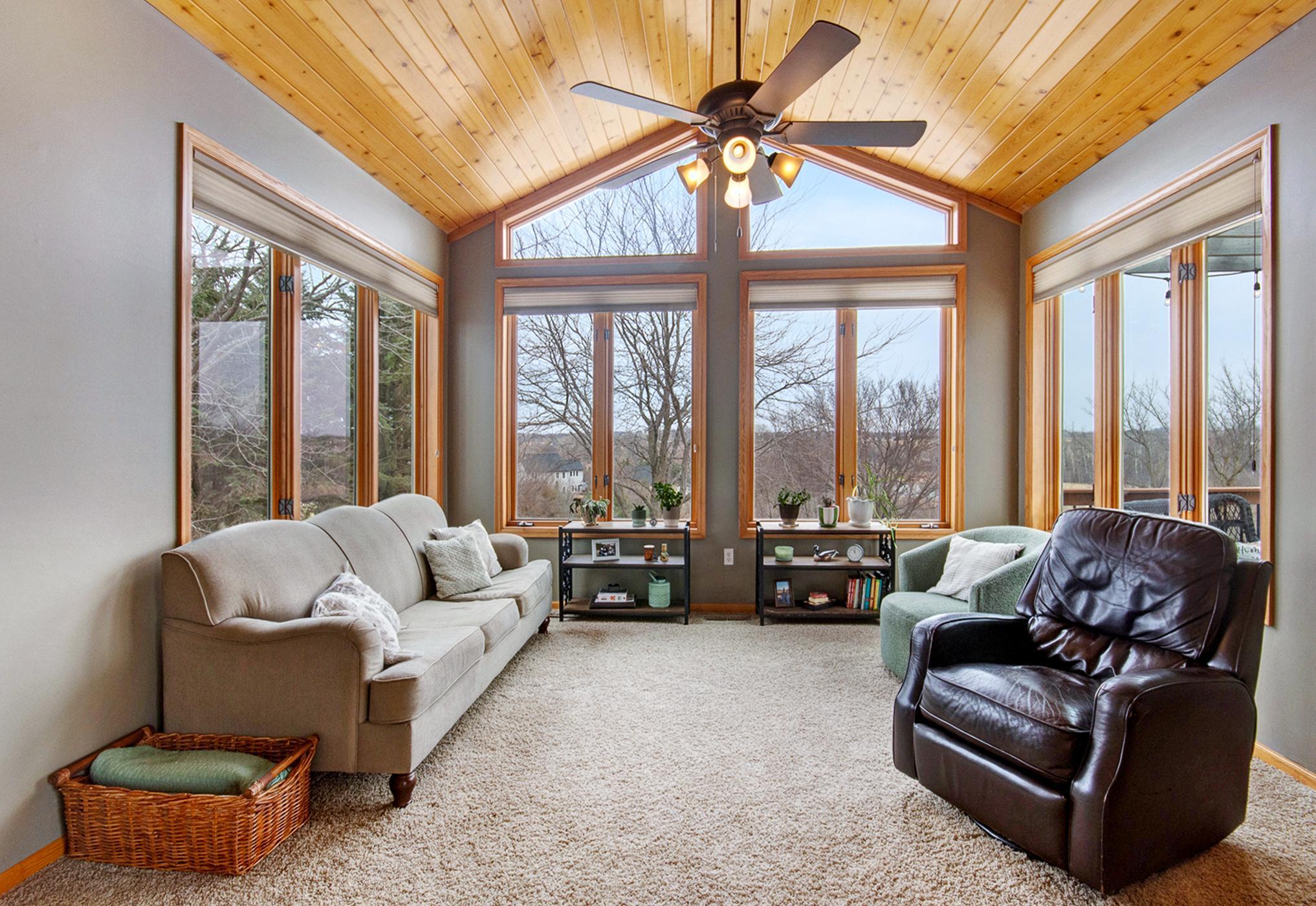 406 Singing Hills Dr. SE -109.jpeg