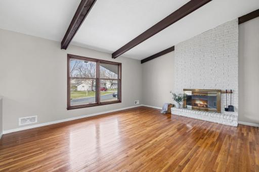 9117 31st Avenue N, Minneapolis, MN 55427