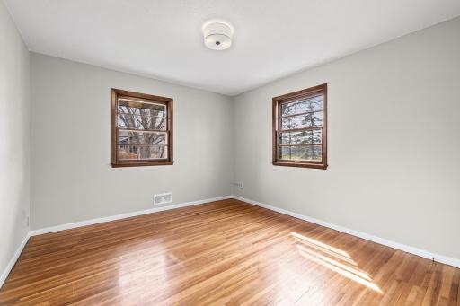 9117 31st Avenue N, Minneapolis, MN 55427