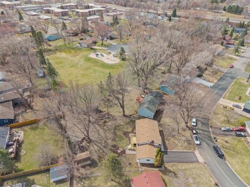 9117 31st Avenue N, Minneapolis, MN 55427