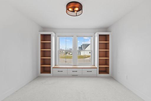 92-web-or-mls-769 Woodland Hill Ct-92.jpg